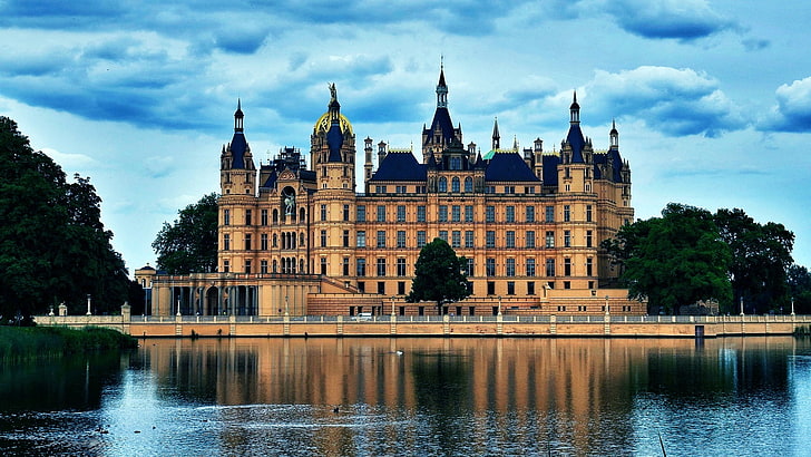 Schwerin Palace, building exterior, palace, medieval architecture, national trust for places of historic interest or Free HD Wallpaper