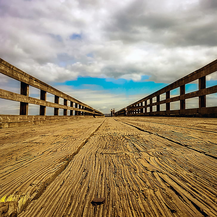 Inception Ending Scene, colorful, wood  material, nature, pier