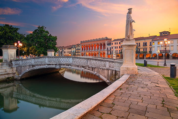 italy, padova, square prato della valle, prato della valle