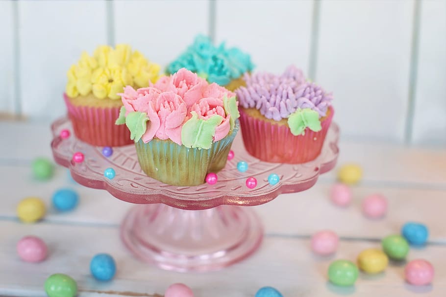 Pink Cupcake Designs, variation, easter cake, sweet food, temptation Free HD Wallpaper