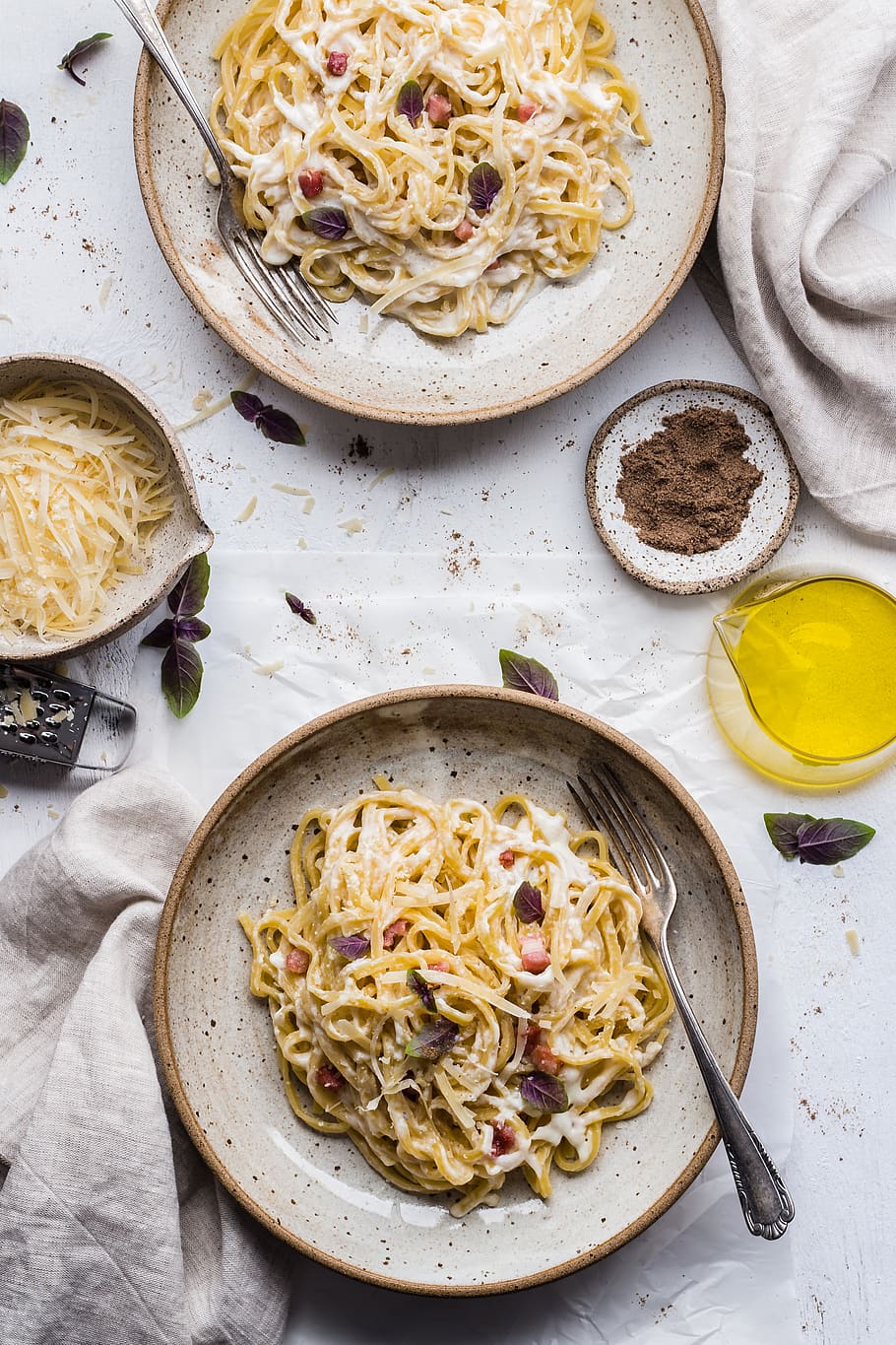 Spaghetti Aglio e Olio, food styling, dinner, healthy eating, parmesan Free HD Wallpaper
