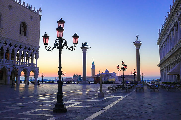 Venice Museums, streetlight, doges palace, st marks column, the column of st theodore Free HD Wallpaper