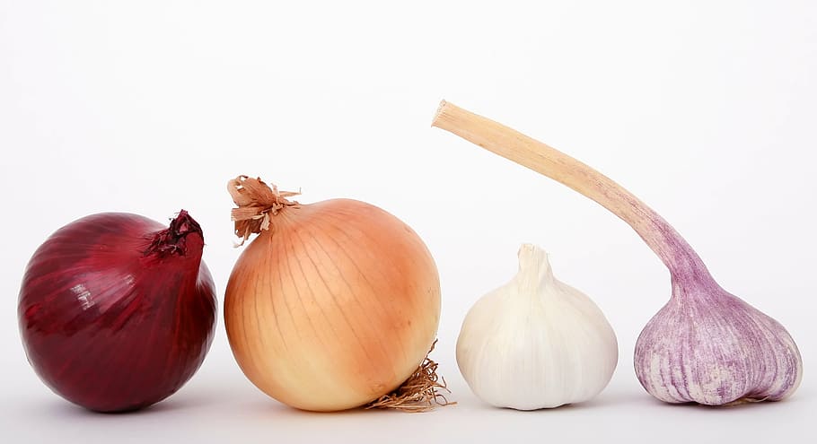 Onion and Garlic Storage, produce, wood  material, plant, garlic Free HD Wallpaper