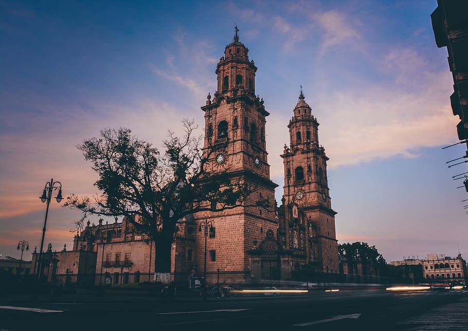 Zinapécuaro Michoacán, low angle view, sky, ornate, cathedral