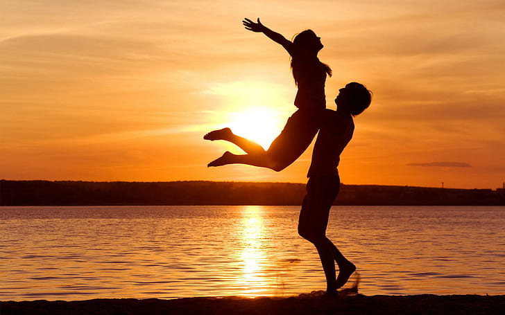 Couple Beach Silhouette, couple, photos, romantic, beach Free HD Wallpaper