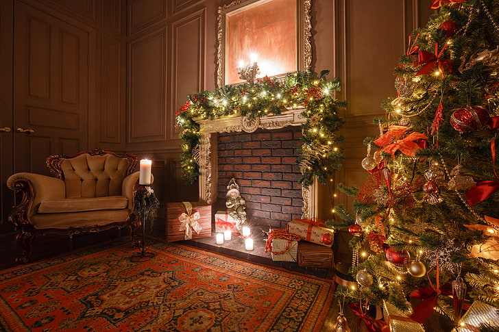 Christmas Fireplace Garland, christmas decoration, holiday celebration, home interior, night Free HD Wallpaper