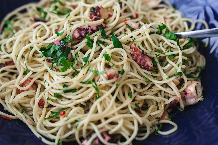 indoors, closeup, meal, italian food