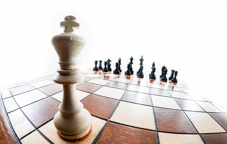 Chess Board Game Online, chess piece, wood  material, closeup, king  chess piece Free HD Wallpaper