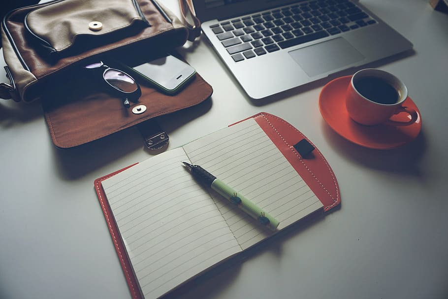 Computer Laptop Notebook, work space, note pad, happy, person