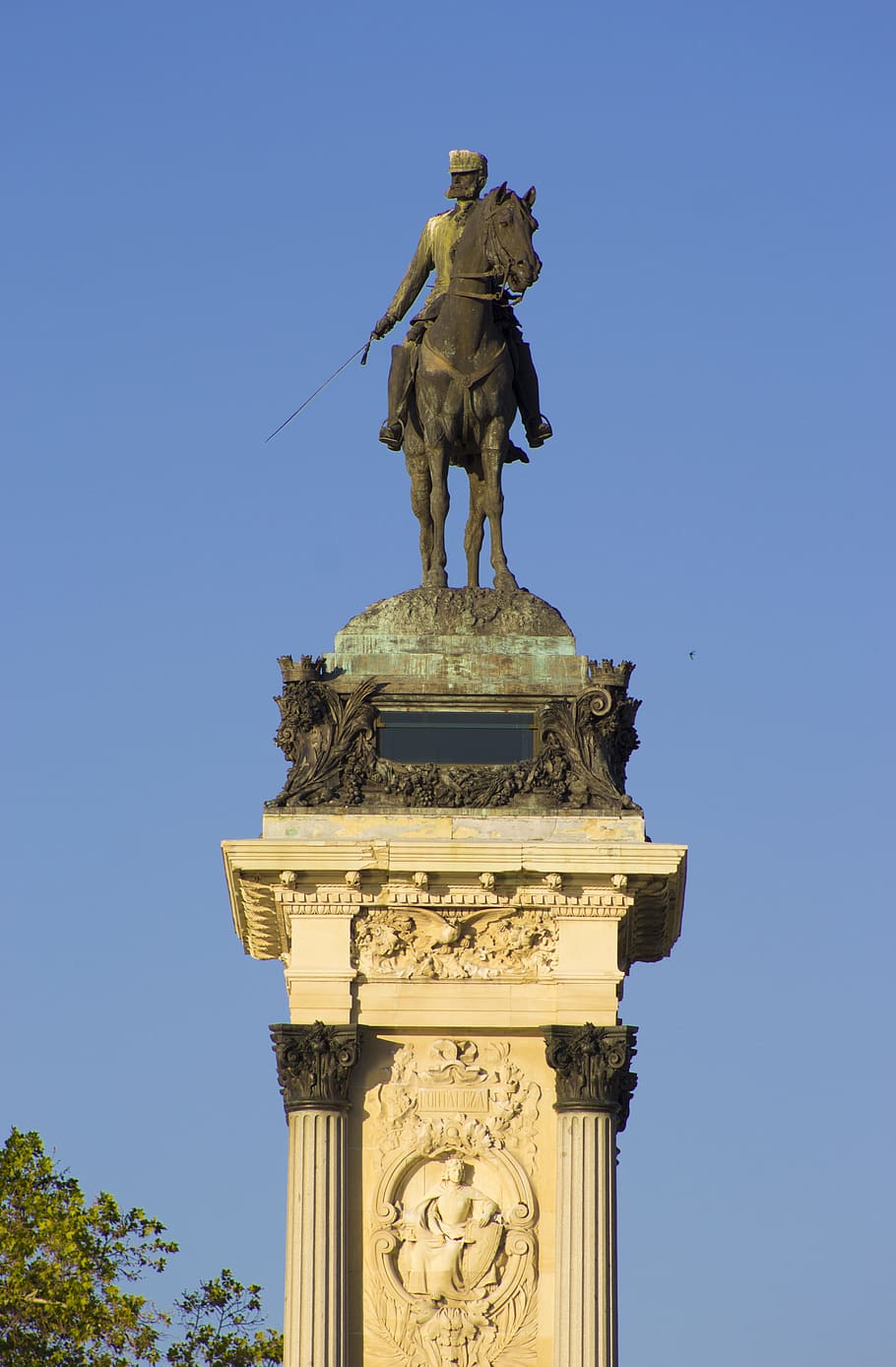 Italian Unification Giuseppe Garibaldi, spain, kings, columns, construction Free HD Wallpaper
