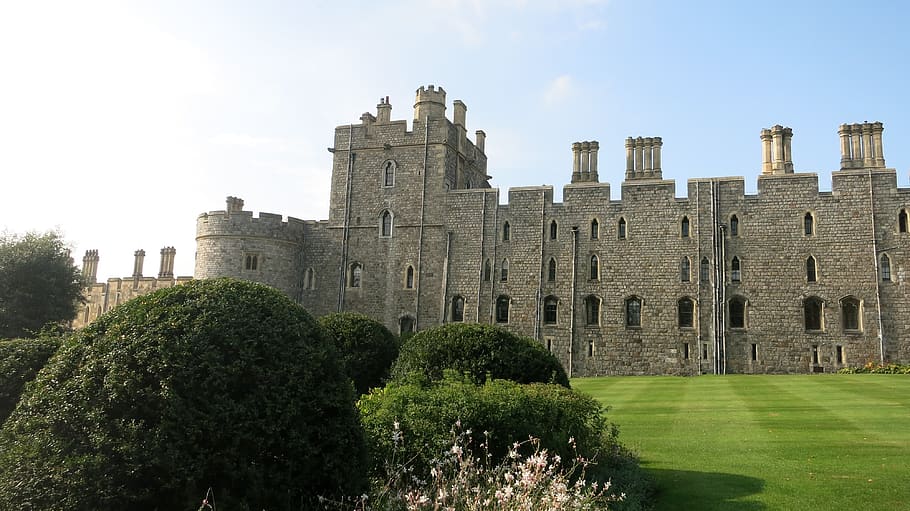 Windsor Castle Fire 1992, blue, famous, united, building exterior Free HD Wallpaper